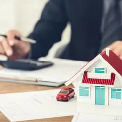 Có nên vay tiền mua nhà trong năm 2022?